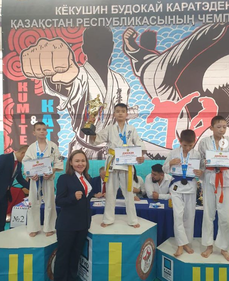 Ученик 7 "Г" класса Сулейманкул Алимкожа